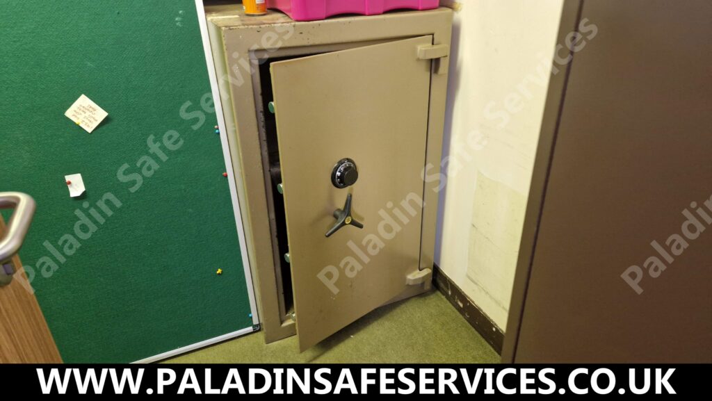 Dudley Safe Lost Combination Preston Paladin Safe Services